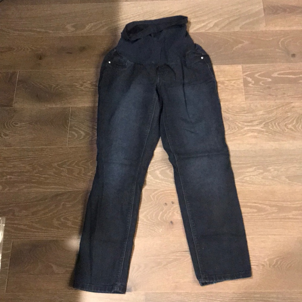 •Fade to Blue Maternity Jeans *PETITE LENGTH*•